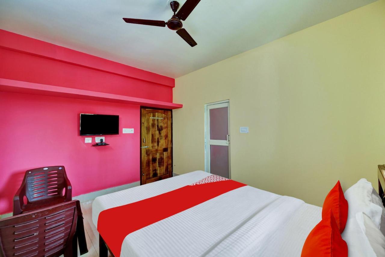 Hotel Oyo Flagship 81058 Royal Regalia à Bhubaneswar Extérieur photo