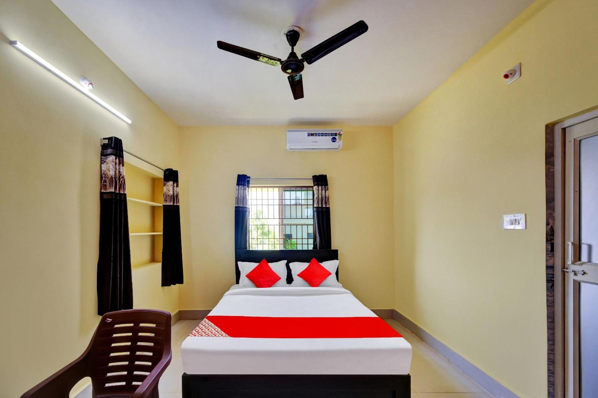 Hotel Oyo Flagship 81058 Royal Regalia à Bhubaneswar Extérieur photo
